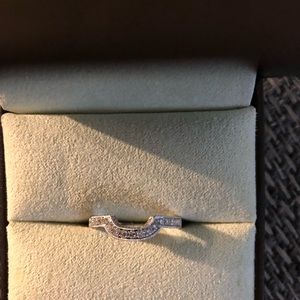 Diamond wedding band